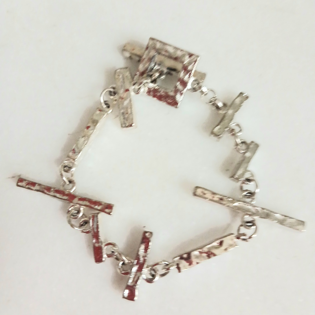 Biche de Bere - Bracelet argenté Vintage Très bon état - Vue 2 - 